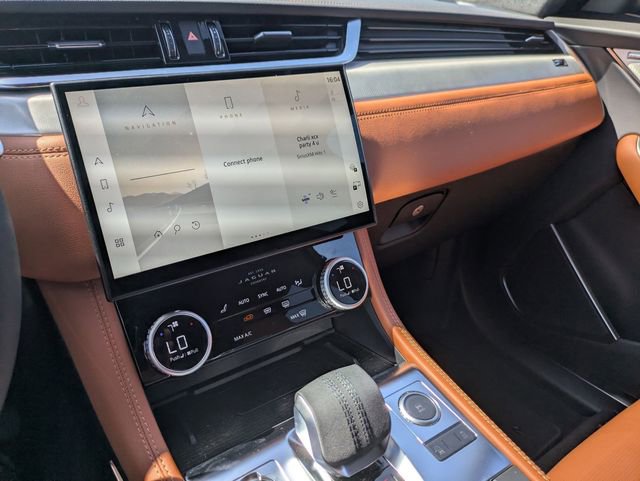 New 2026 Jaguar F-PACE R-Dynamic S image 11