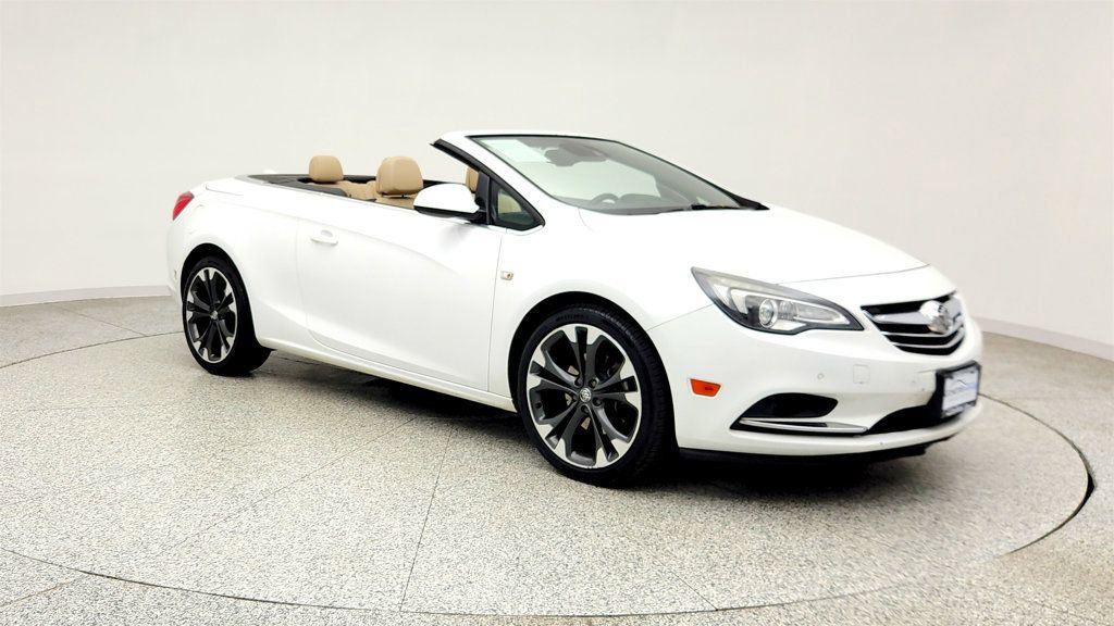 Used 2018 Buick Cascada Premium image 3