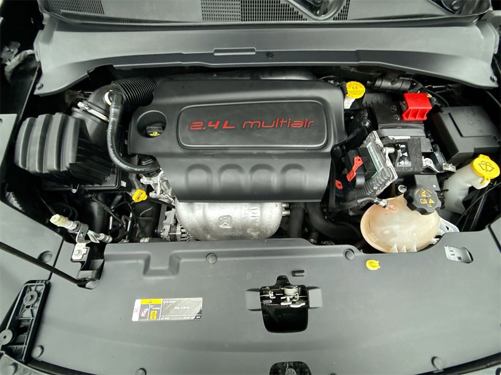 Used 2022 Jeep Compass Limited image 17