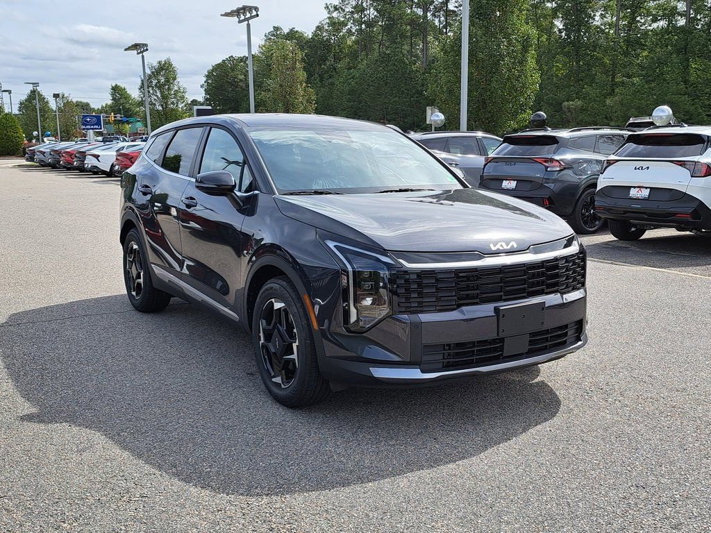 New 2026 Kia Sportage EX image 3