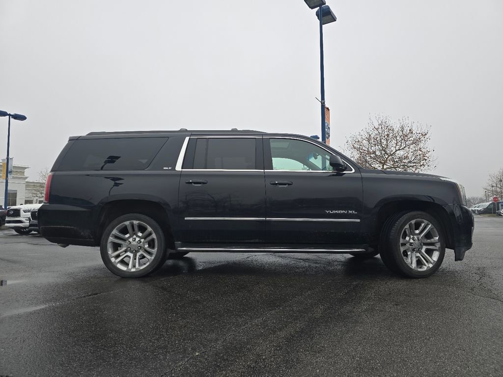 Used 2019 GMC Yukon XL SLT w/ Premium Edition image 17