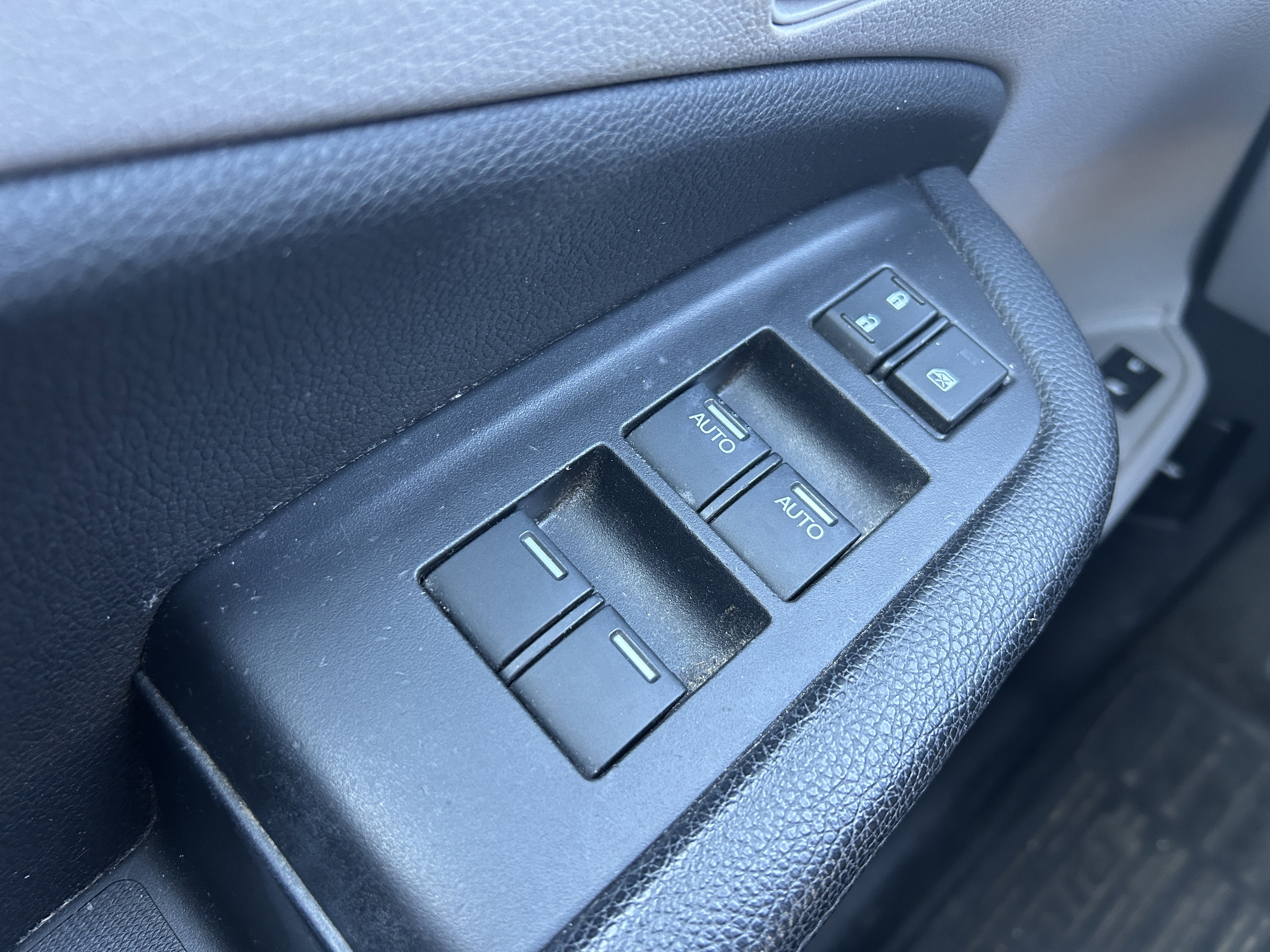 Used 2017 Honda Pilot EX-L image 19