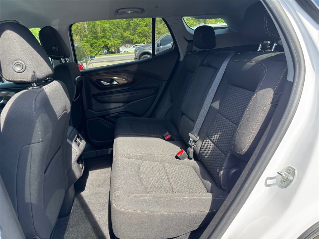 Used 2021 GMC Terrain SLE w/ Driver Convenience Package FWD image 20