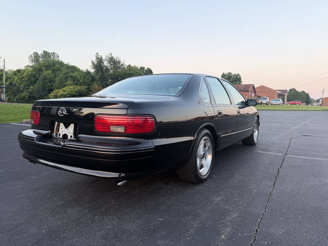 Used 1996 Chevrolet Impala SS RWD image 6