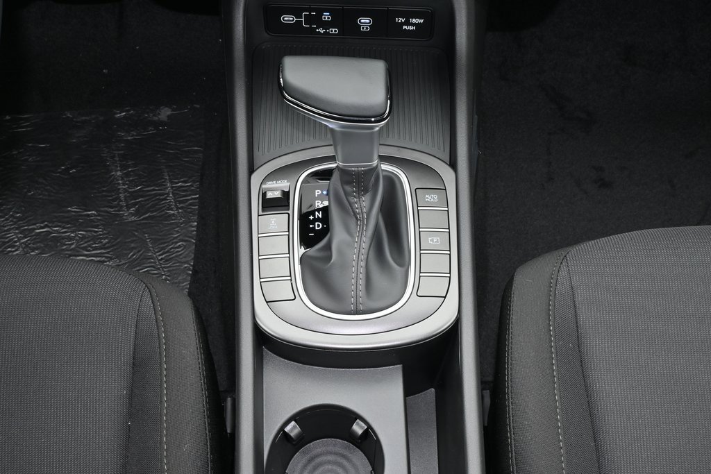 Certified 2025 Hyundai Kona SEL image 17