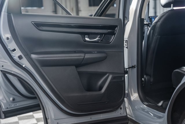 Used 2025 Honda CR-V EX-L image 39