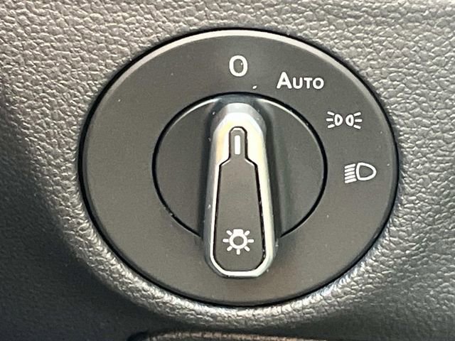 Used 2022 Volkswagen Jetta SEL FWD image 30