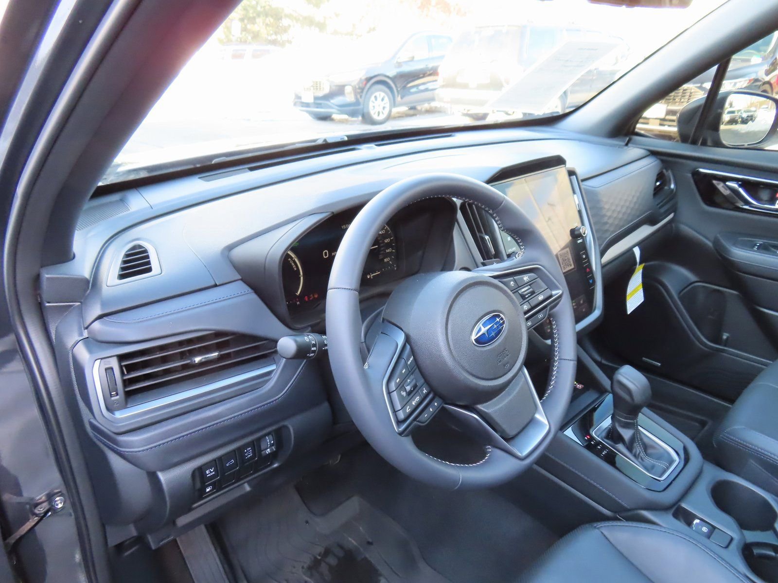 Used 2025 Subaru Forester Limited w/ Popular Package image 14