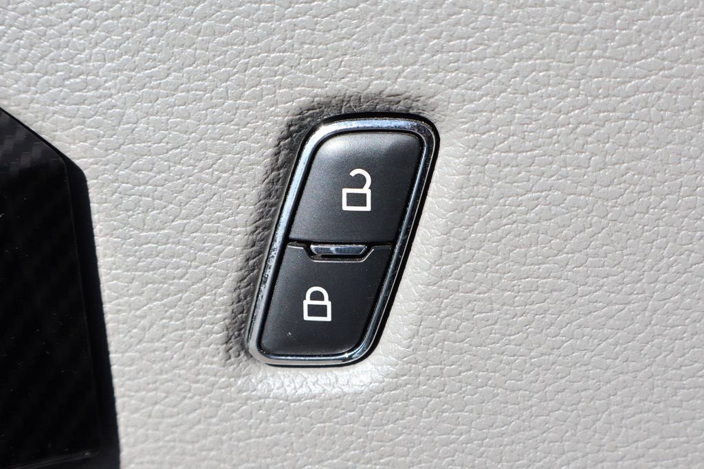 Used 2020 Ford F150 XL w/ Equipment Group 101A Mid image 17