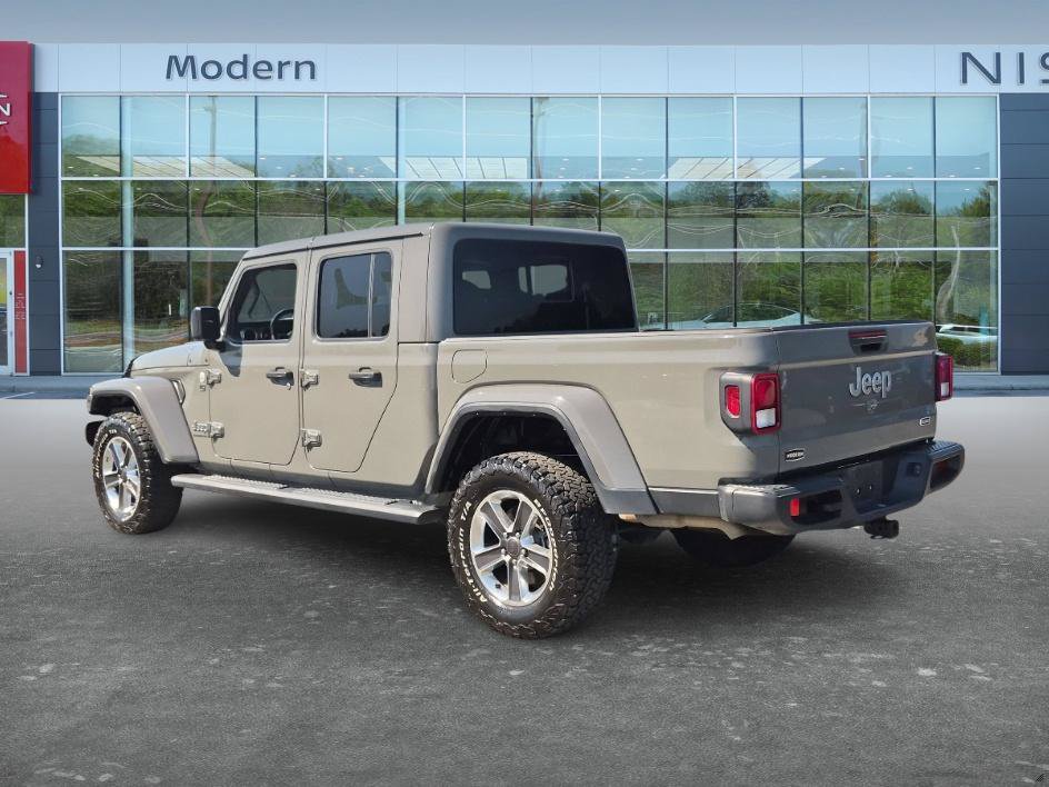Used 2023 Jeep Gladiator Overland AWD/4WD image 3