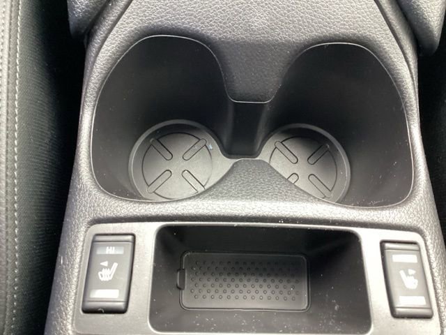 Used 2022 Nissan Rogue Sport SL image 24