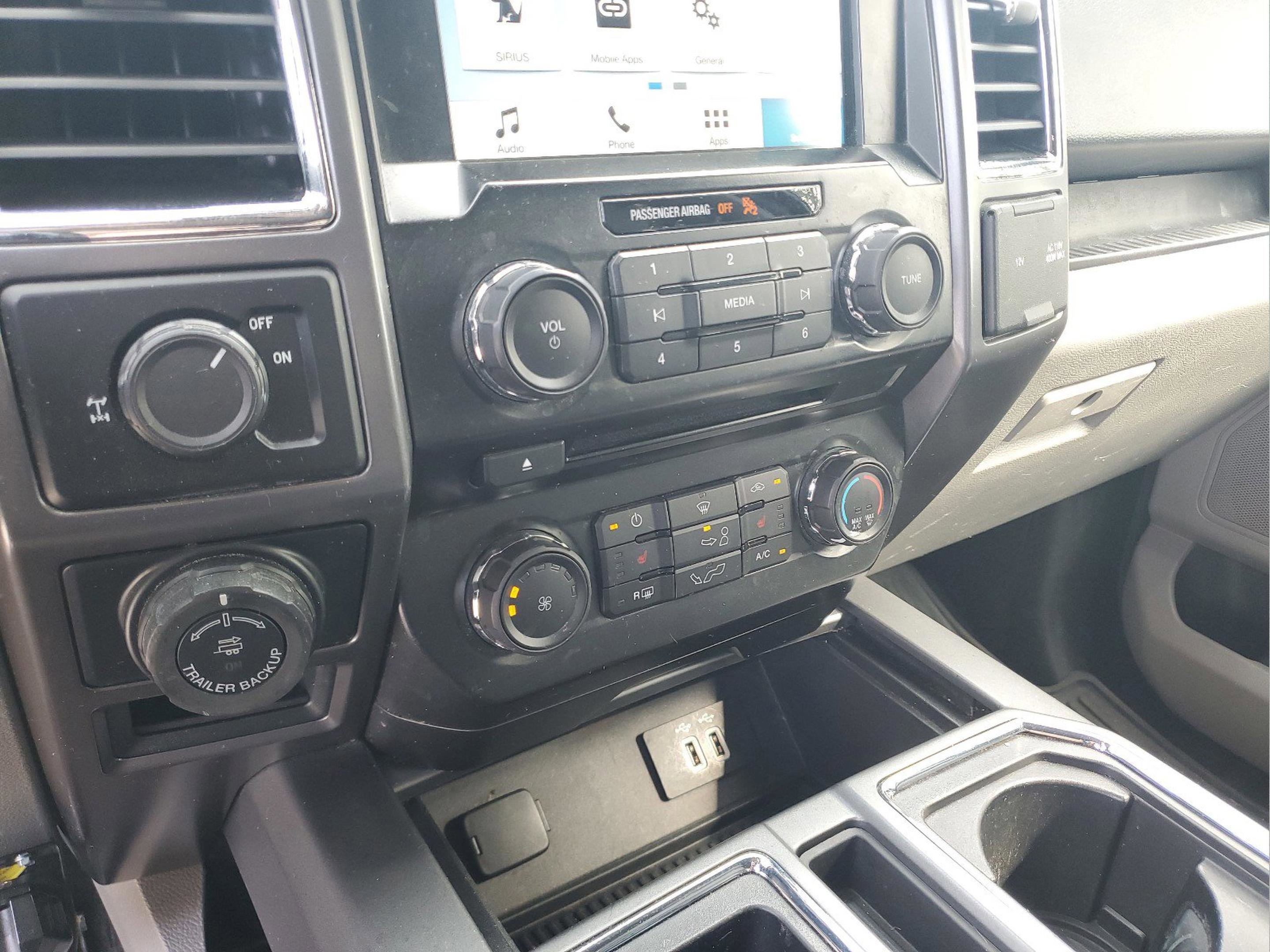 Used 2016 Ford F150 XLT w/ Equipment Group 302A Luxury image 21