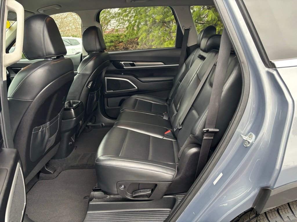 Used 2021 Kia Telluride LX image 15