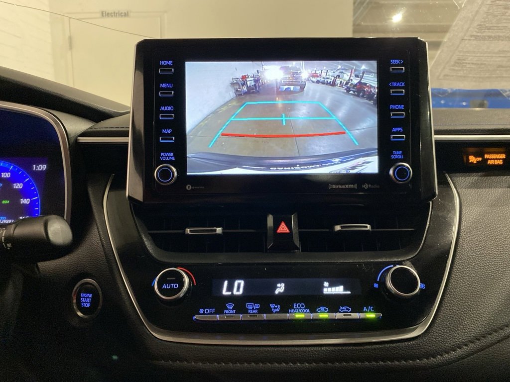 Used 2020 Toyota Corolla XSE image 15