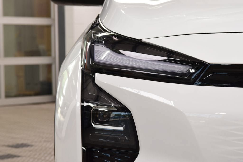 New 2027 Chevrolet Bolt LT FWD image 12
