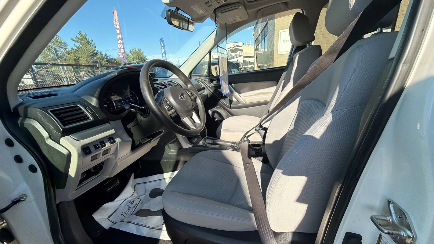 Used 2017 Subaru Forester 2.5i Premium AWD/4WD image 19
