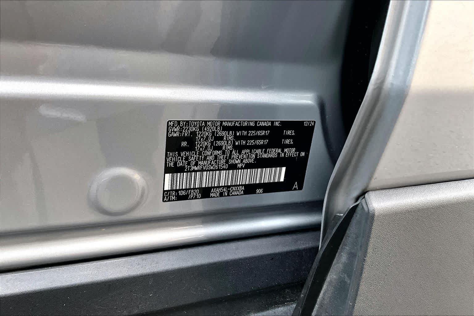 Certified 2025 Toyota RAV4 LE AWD/4WD image 34