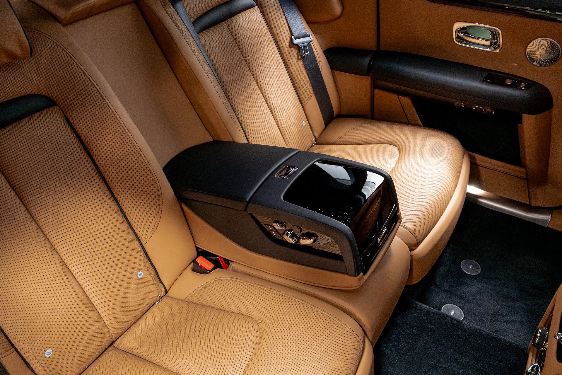Used 2022 Rolls-Royce Ghost AWD/4WD image 28