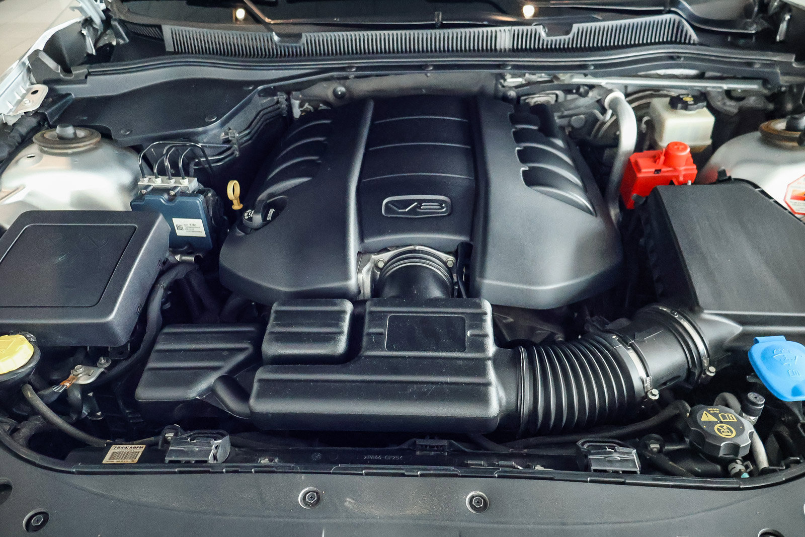 Used 2015 Chevrolet SS image 23