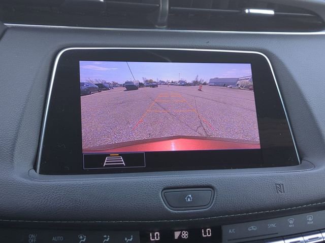 Used 2020 Cadillac XT4 Premium Luxury w/ Cold Weather Package AWD/4WD image 10