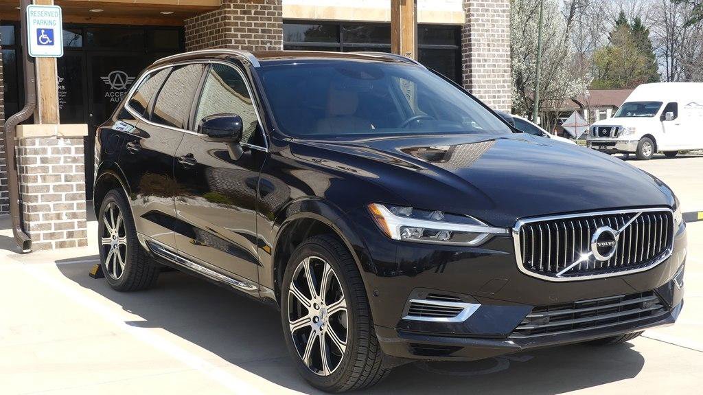 Used 2019 Volvo XC60 T8 Inscription w/ Protection Package Premier image 7
