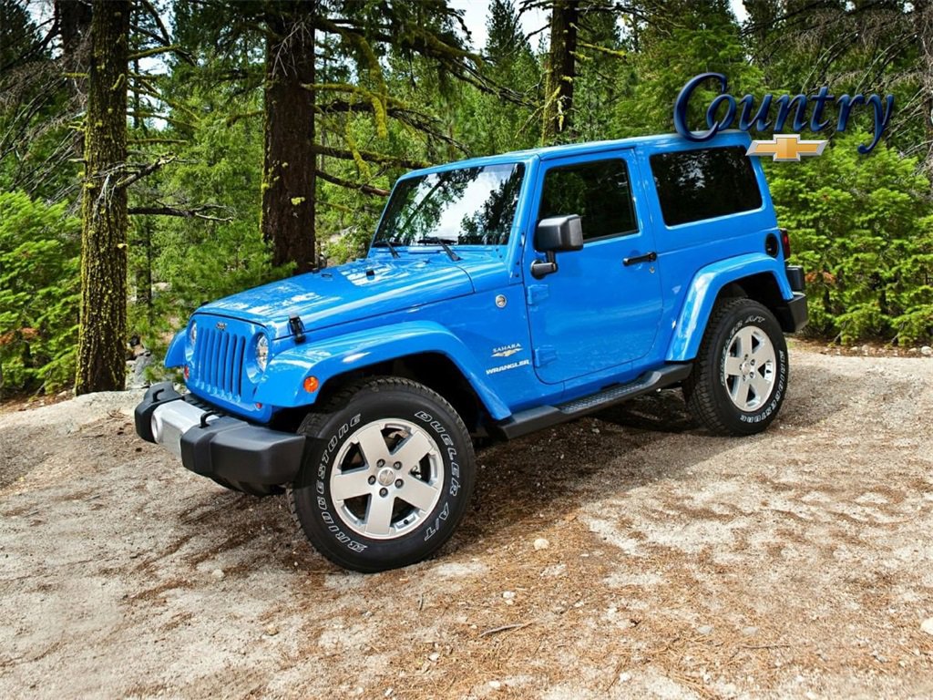 Used 2014 Jeep Wrangler Unlimited Sahara w/ Connectivity Group