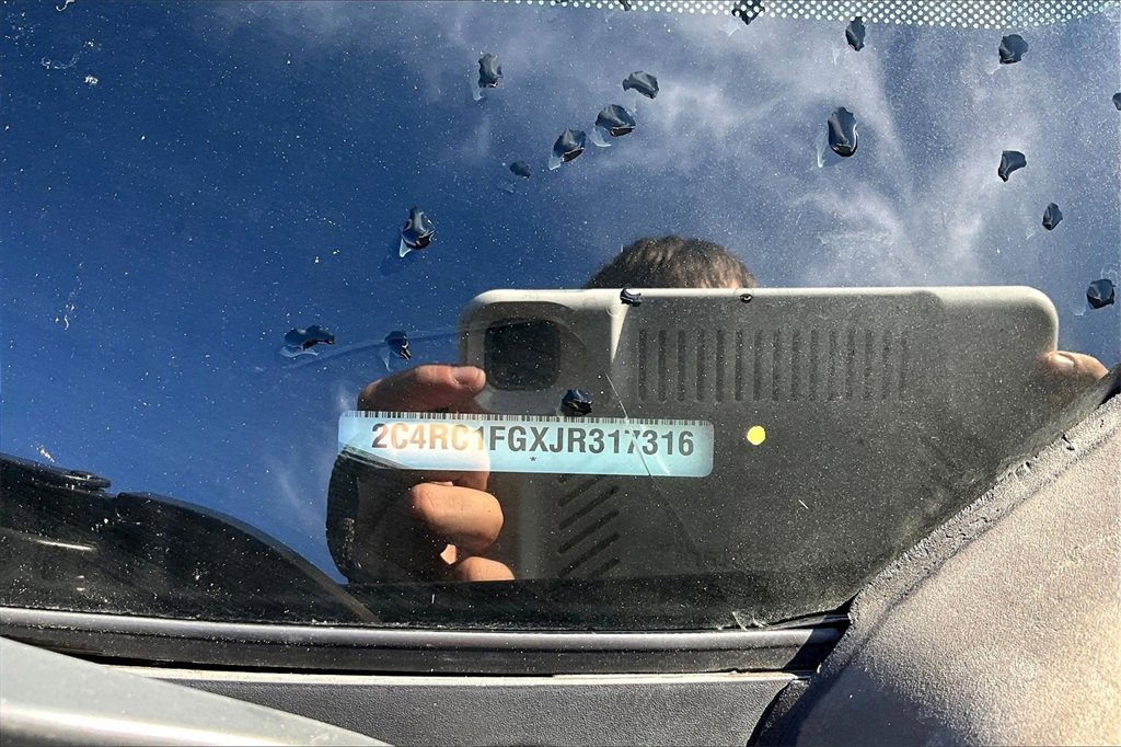 Used 2018 Chrysler Pacifica Touring Plus w/ S Appearance Package image 32