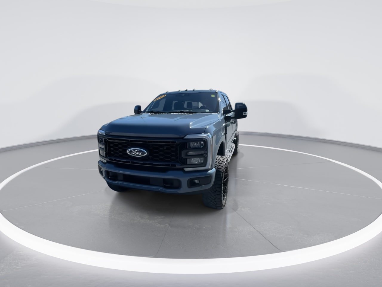 Used 2023 Ford F250 Lariat w/ Lariat Ultimate Package AWD/4WD image 5