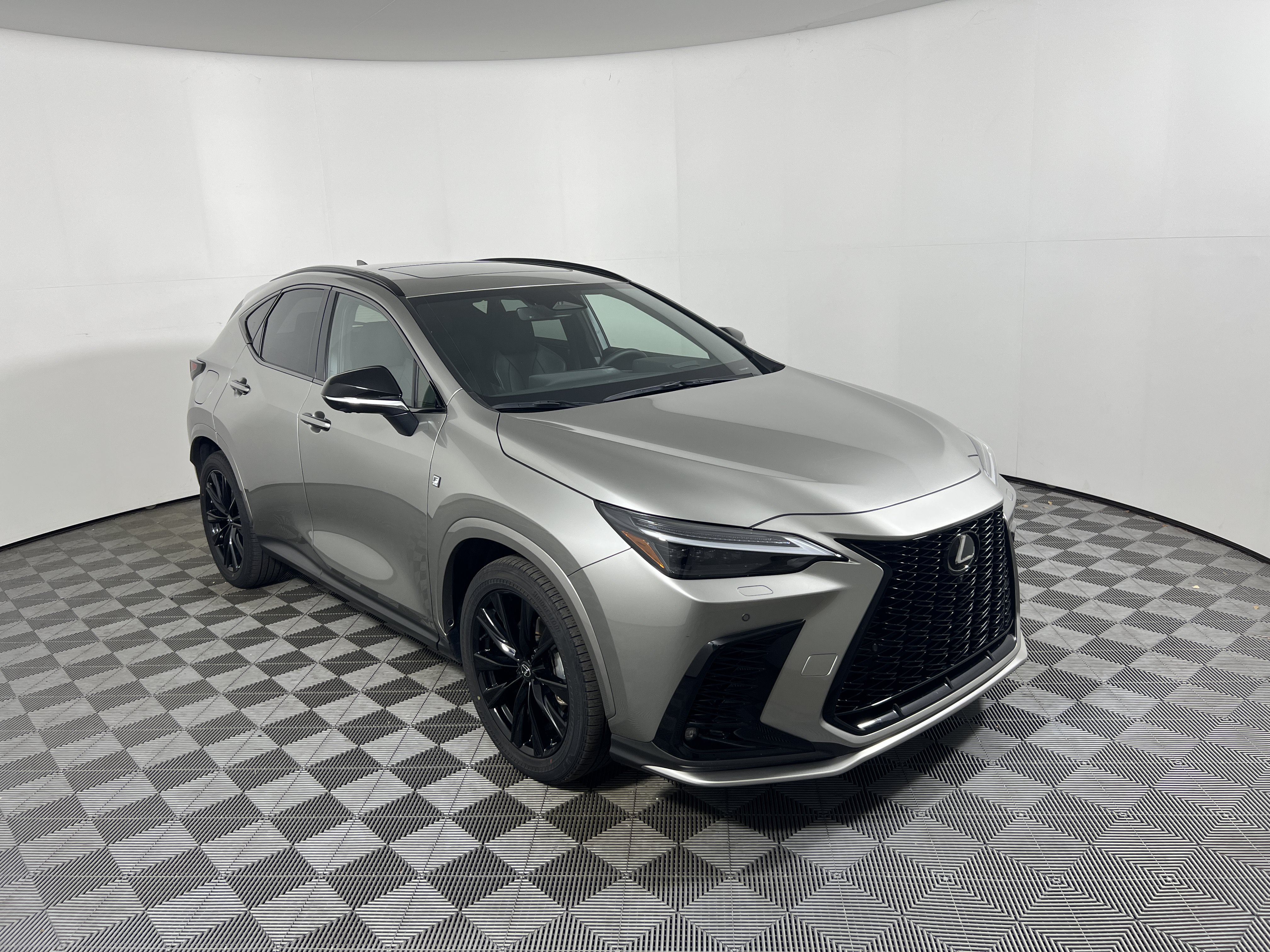 Used 2024 Lexus NX 450h+ F Sport w/ Vision Package AWD/4WD image 7
