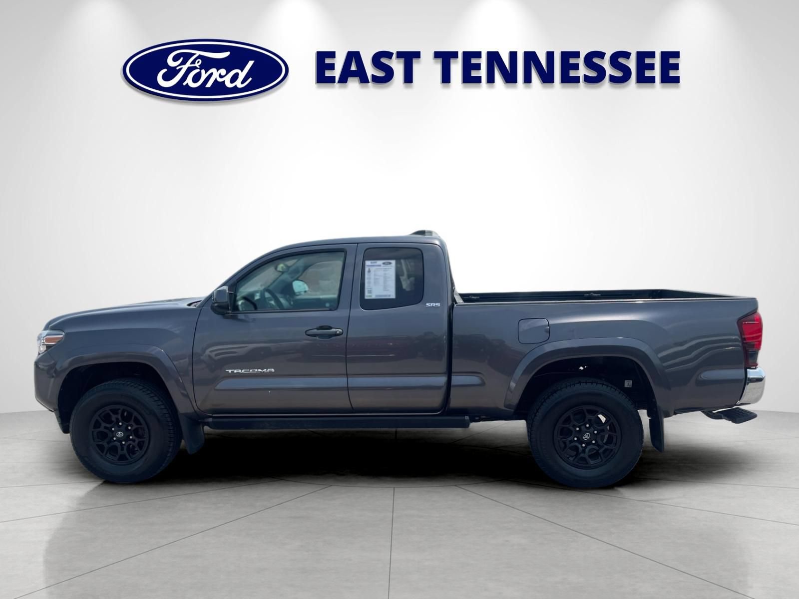 Used 2019 Toyota Tacoma SR5 AWD/4WD image 6