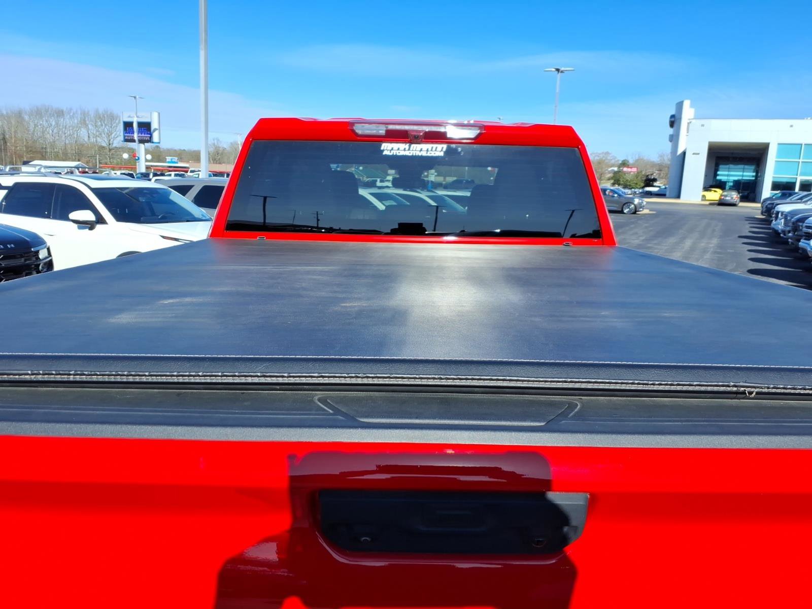 Used 2024 Chevrolet Silverado 2500 Custom w/ Custom Value Package image 6