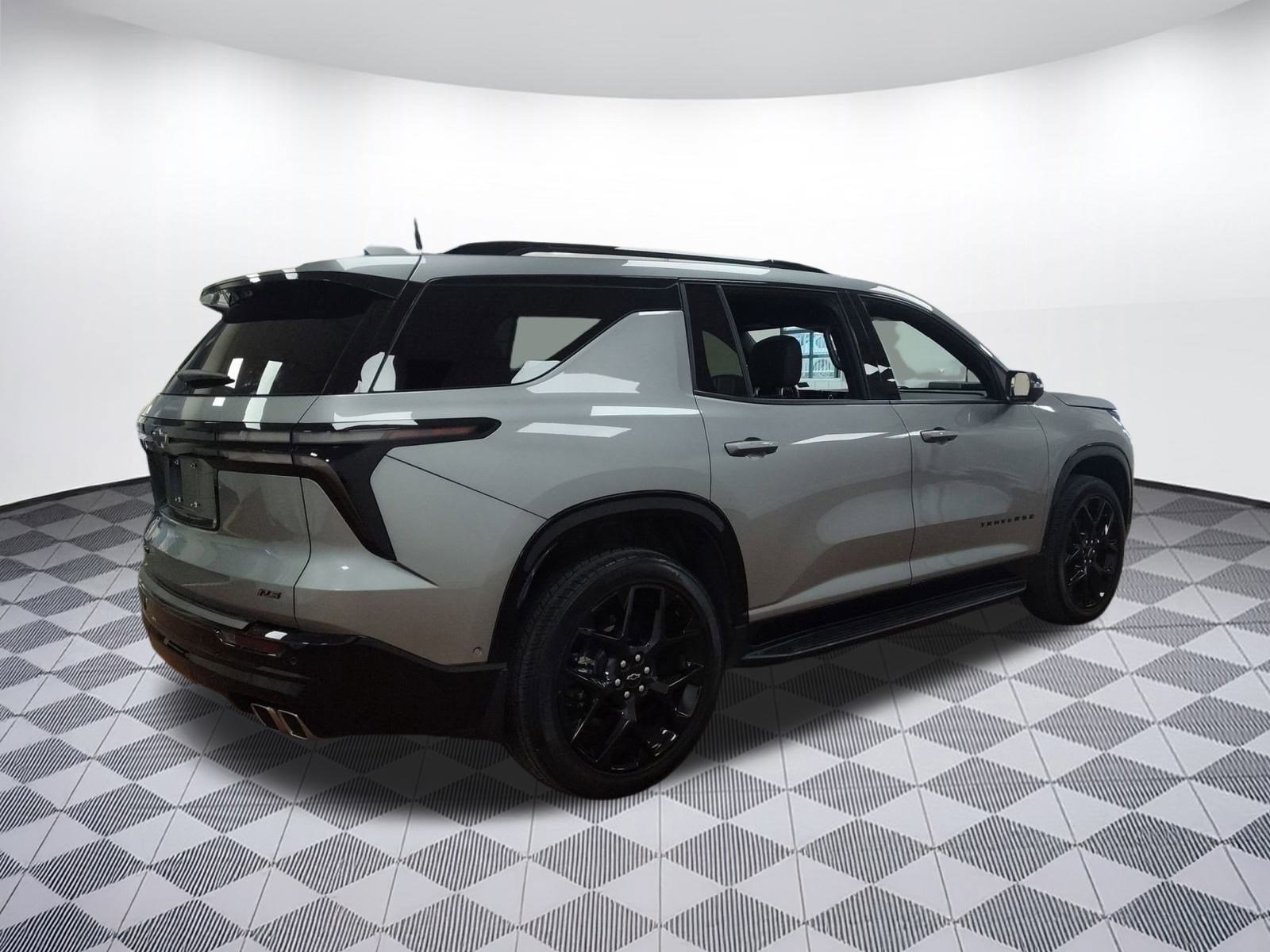 Used 2024 Chevrolet Traverse RS image 6