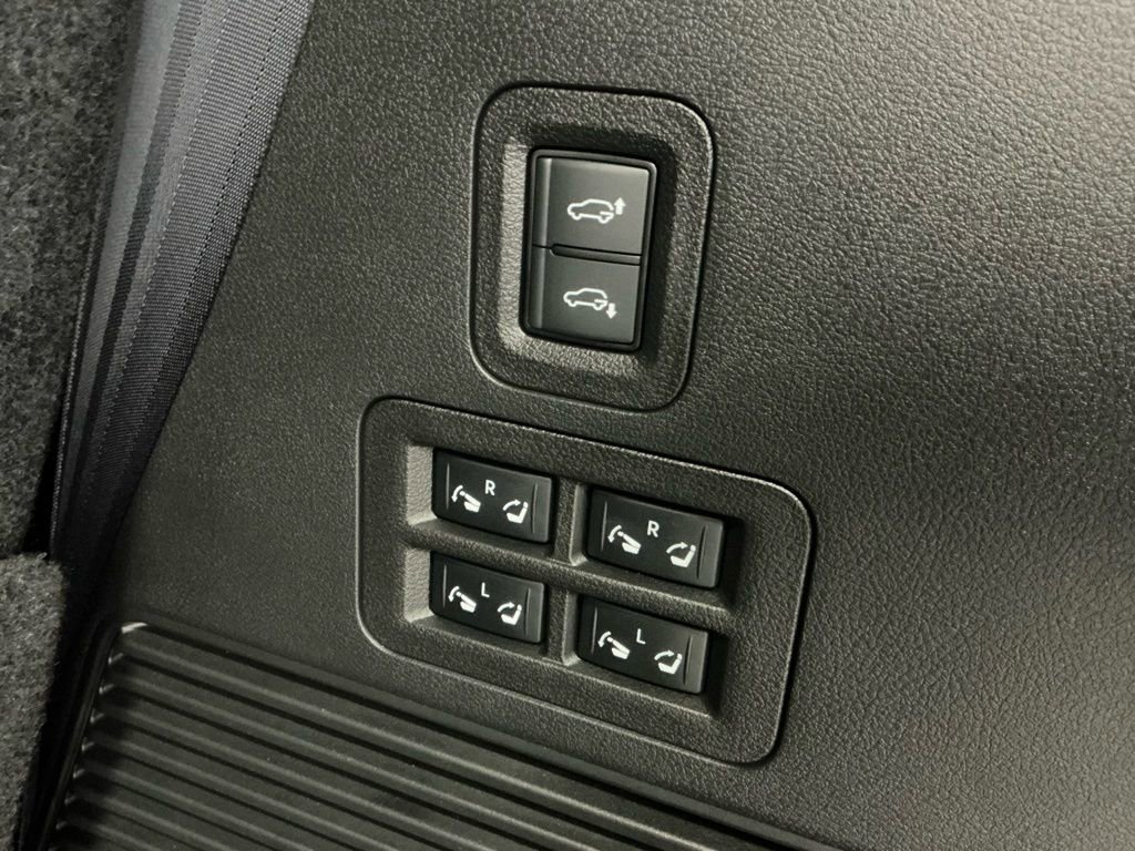 Used 2025 INFINITI QX80 Autograph image 35