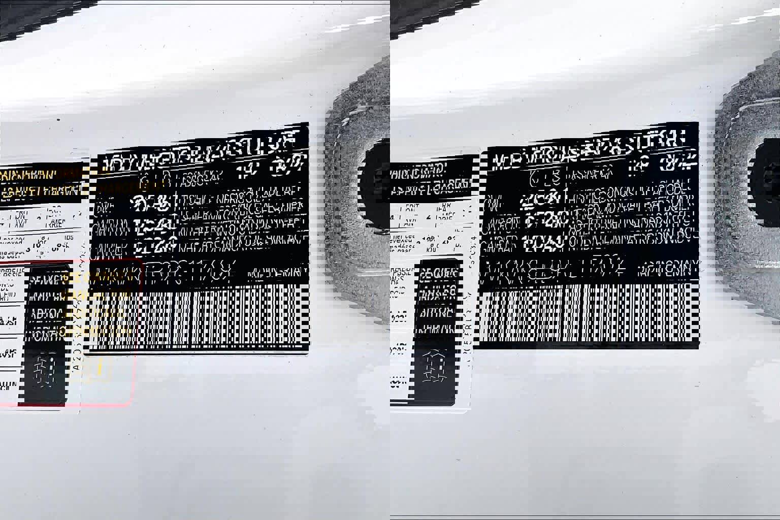 Used 2023 Mercedes-Benz C 300 4MATIC Cabriolet w/ Multimedia Package image 30