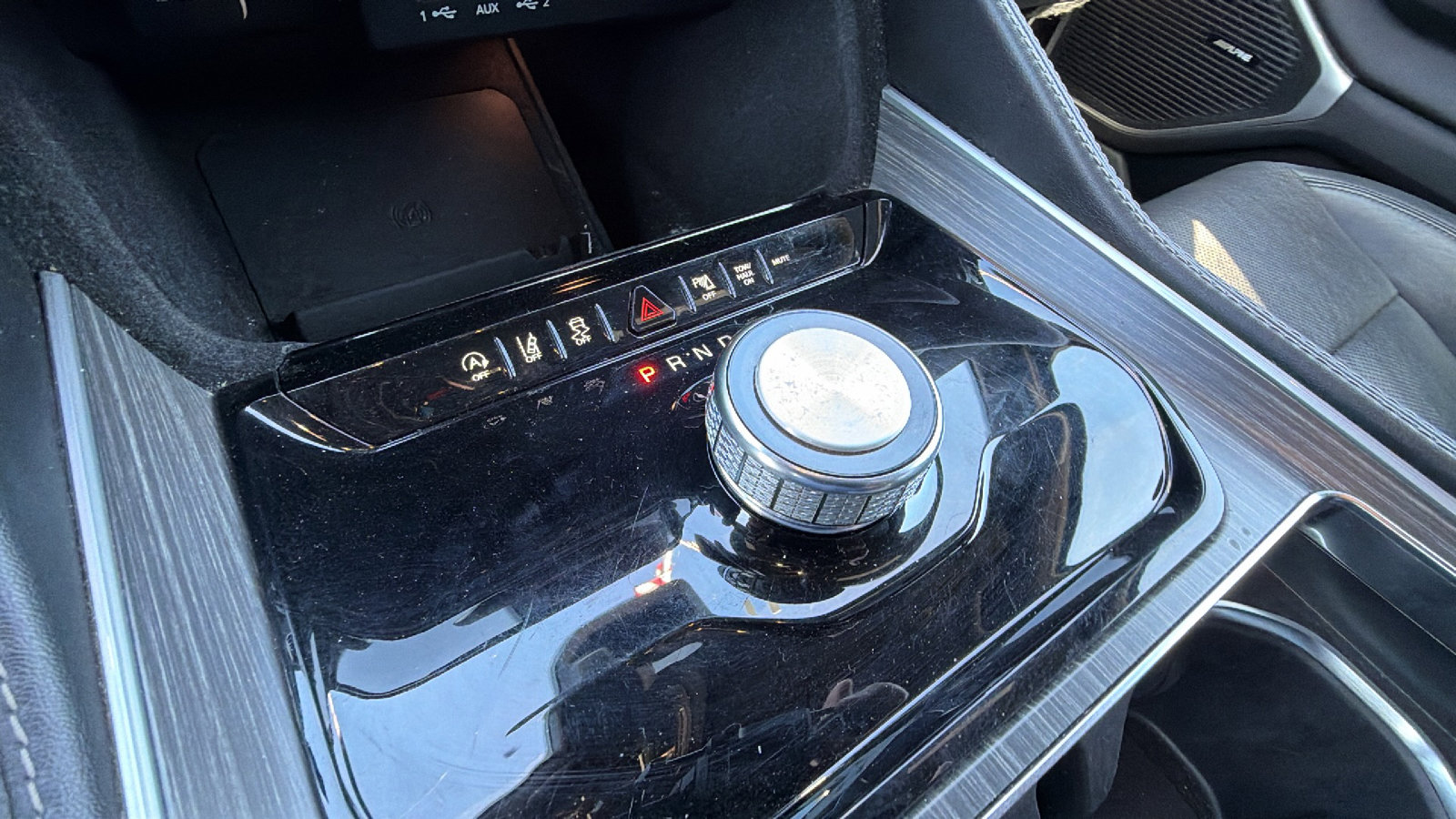 Used 2023 Jeep Wagoneer Series III w/ Preferred Equipment Group image 32