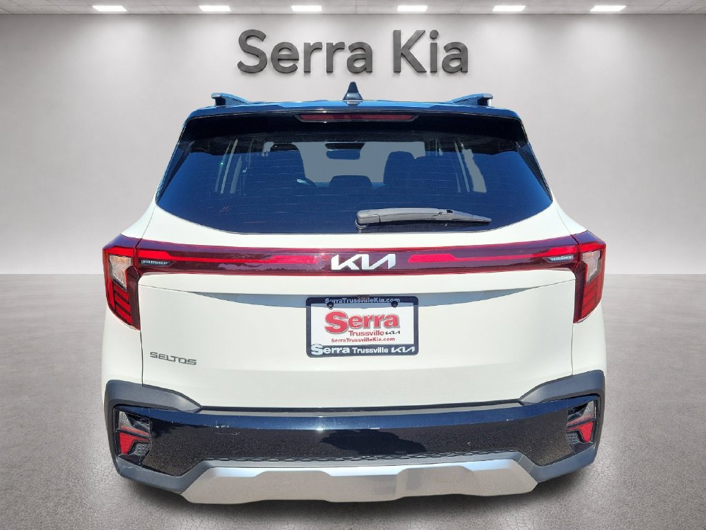 Used 2025 Kia Seltos S FWD image 5