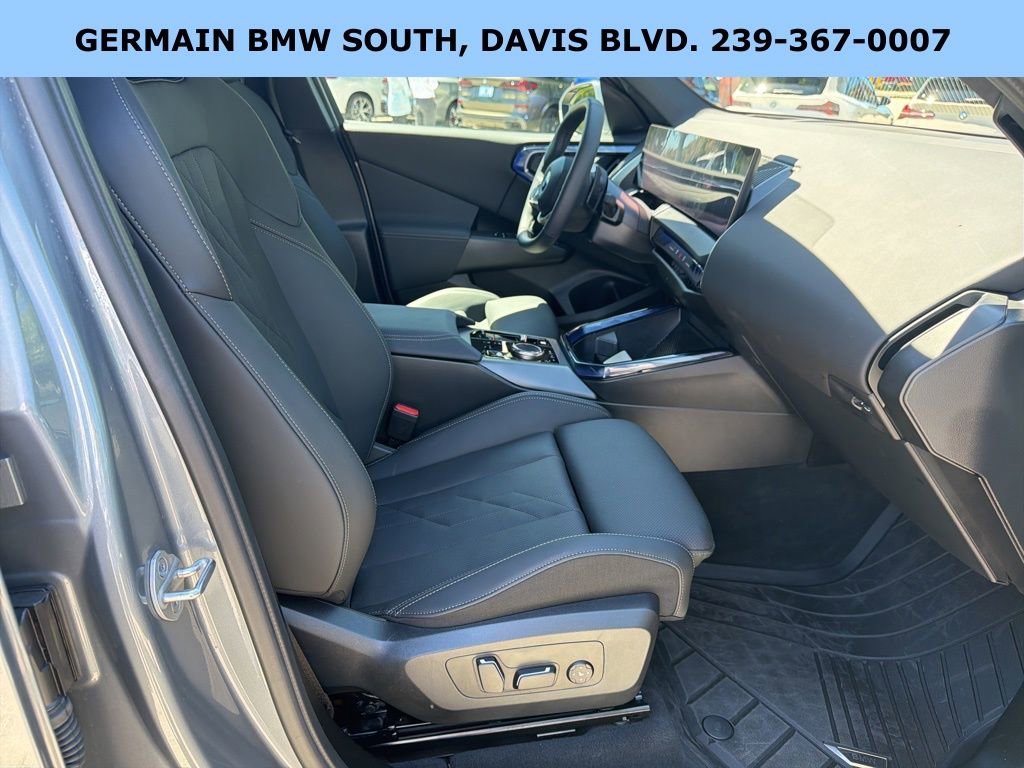 Certified 2025 BMW X3 xDrive30i w/ Premium Package image 24