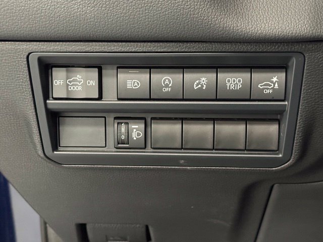 Used 2025 Toyota Tundra Limited w/ TRD Off-Road Package AWD/4WD image 12