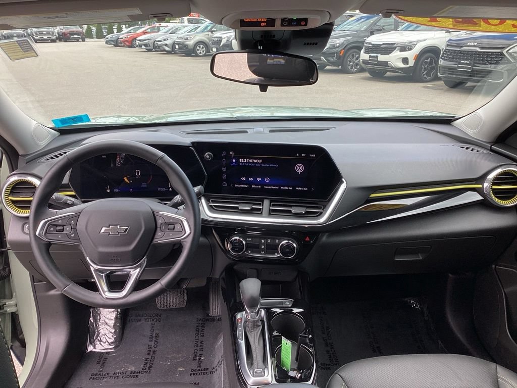 Used 2024 Chevrolet Trax ACTIV w/ Driver Confidence Package FWD image 15