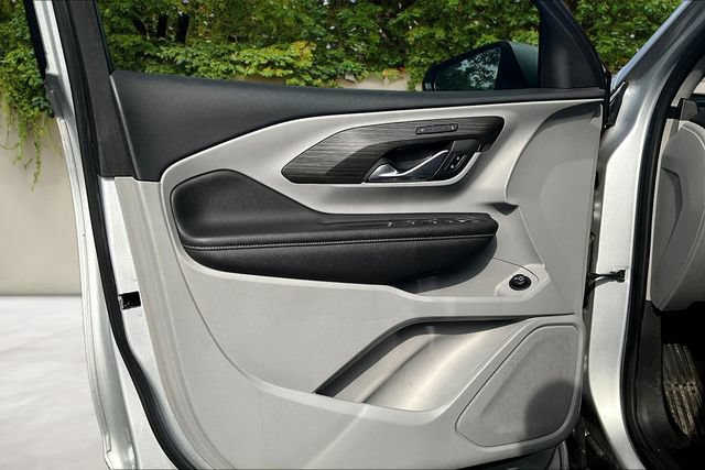 Used 2022 GMC Terrain SLT w/ LPO, Floor Liner Package AWD/4WD image 19