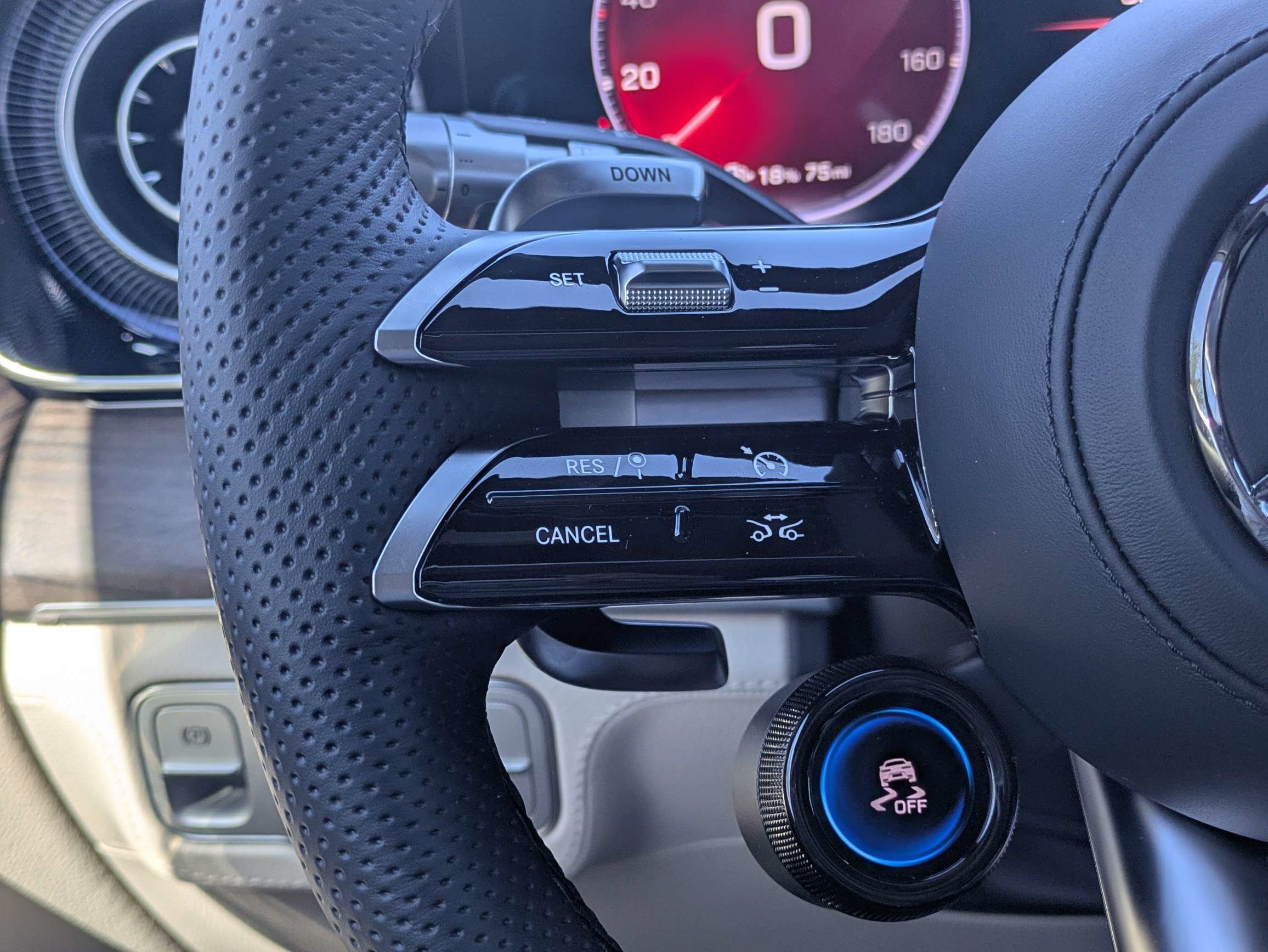 New 2027 Mercedes-Benz GLE 53e AMG 4MATIC image 21