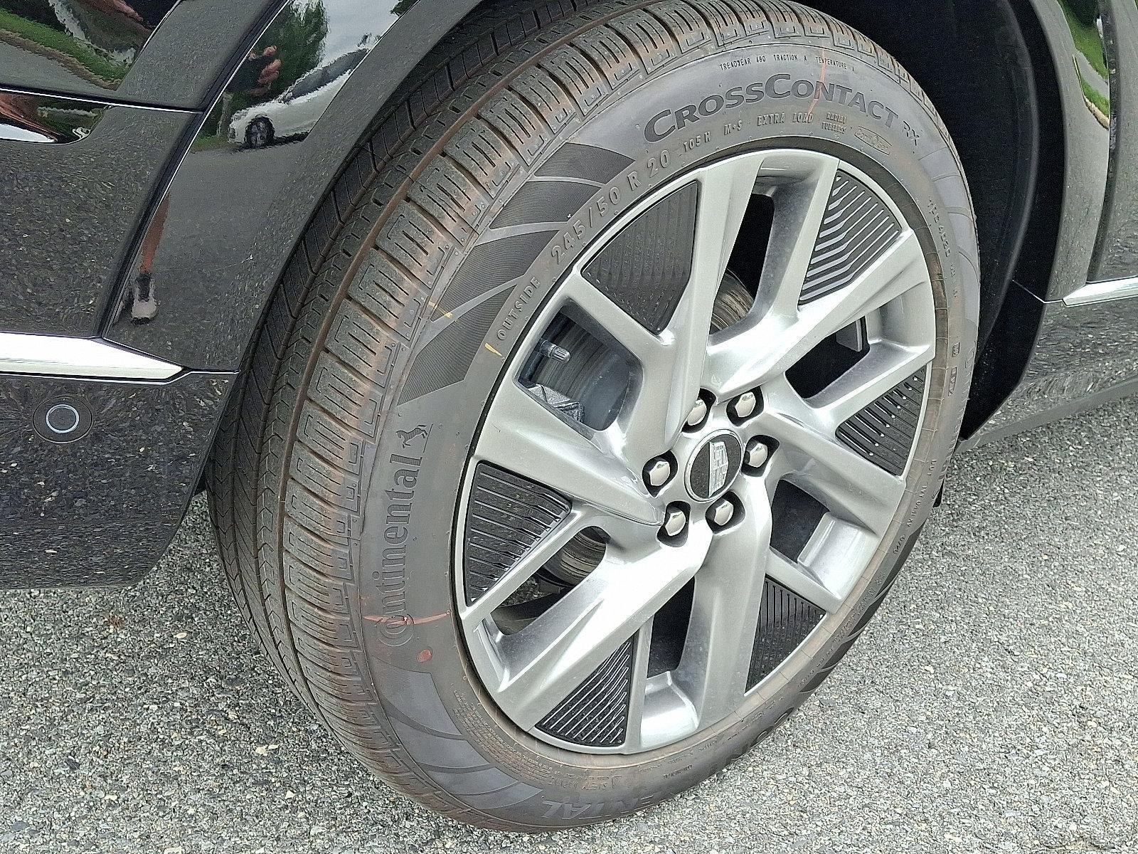 New 2027 Cadillac Optiq Premium Luxury w/ LPO, Floor Liner Package AWD/4WD image 12