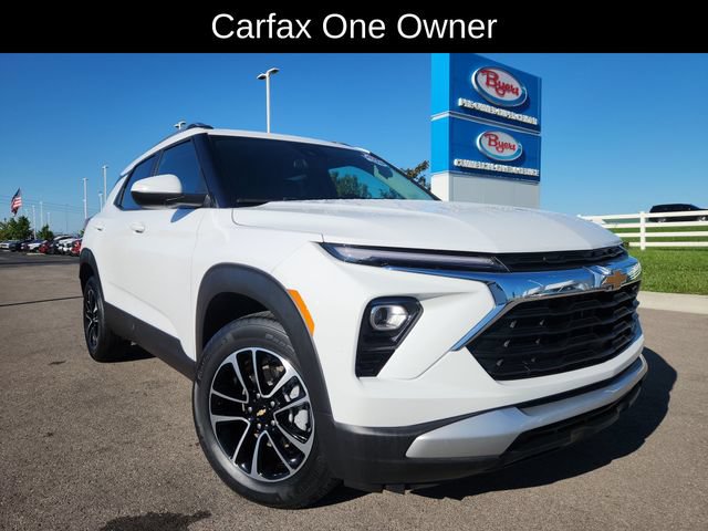 Used 2025 Chevrolet TrailBlazer LT AWD/4WD image 14