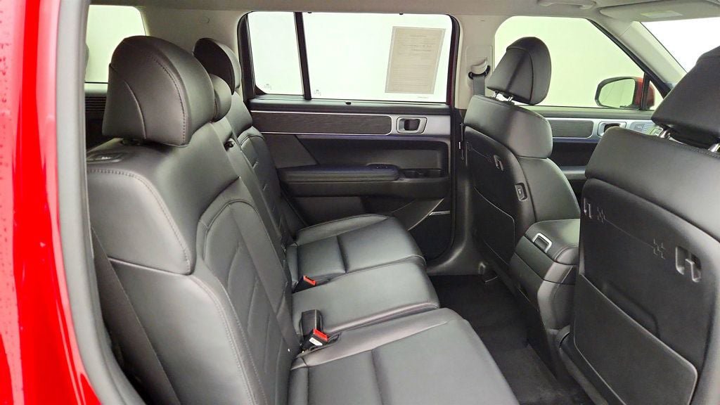 Used 2024 Hyundai Santa Fe Limited FWD image 24