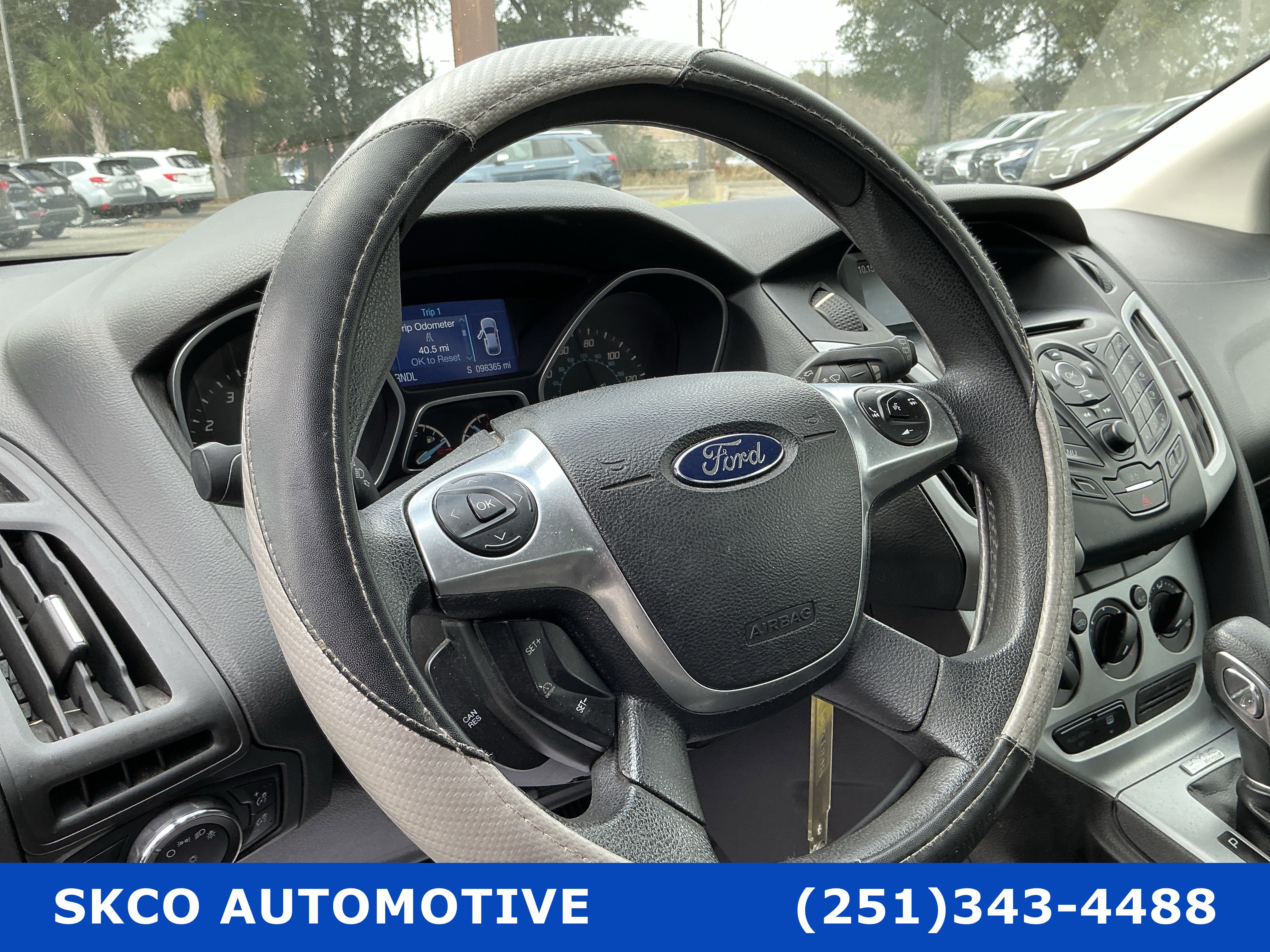 Used 2014 Ford Focus SE image 19