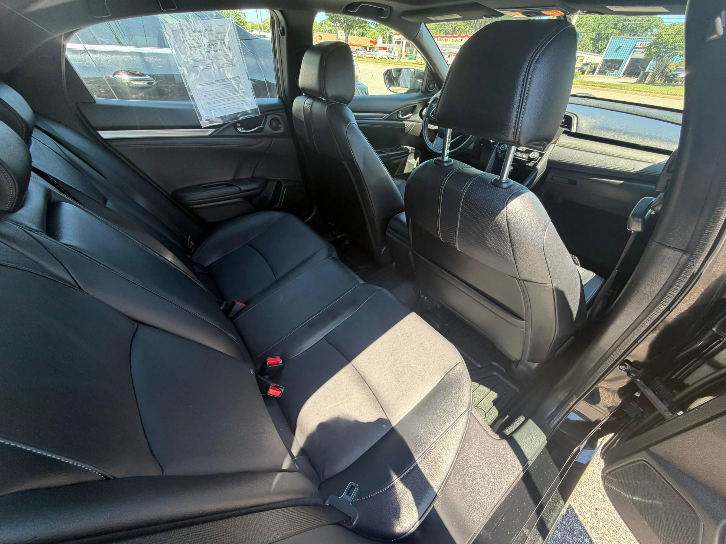 Used 2018 Honda Civic EX-L image 20