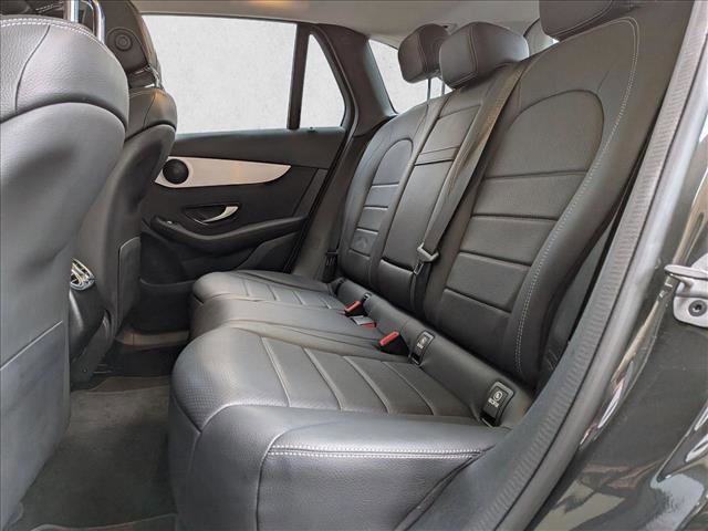 Used 2022 Mercedes-Benz GLC 300 image 19