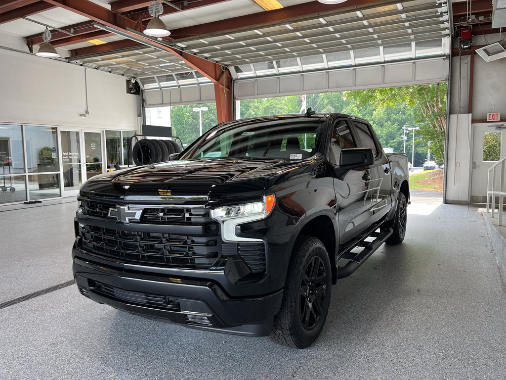New 2026 Chevrolet Silverado 1500 RST w/ Z71 Off-Road Package AWD/4WD image 4