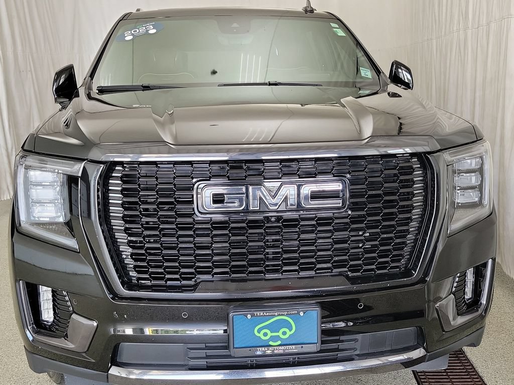 Certified 2023 GMC Yukon XL Denali Ultimate AWD/4WD image 3