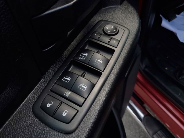 Used 2014 RAM 1500 Express image 23